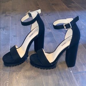 Black Fashion Nova Heels